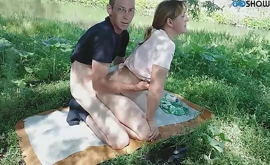 Wild Couple Outdoor Fucking Orgy